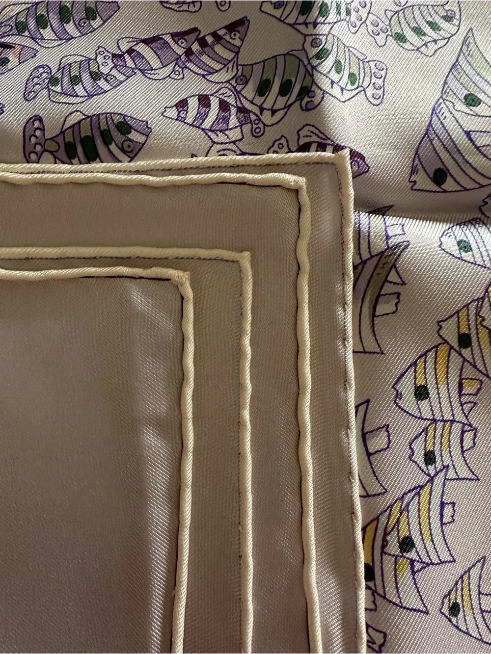 Authentic Hermès Rencontre Océane 90 Silk Scarf Annie Faivre 2001 Lavender